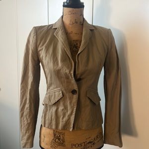 All around classy Banana Republic blazer size 0P.